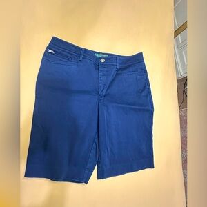 Ralph Lauren Navy Bermuda style flat front shorts size 6